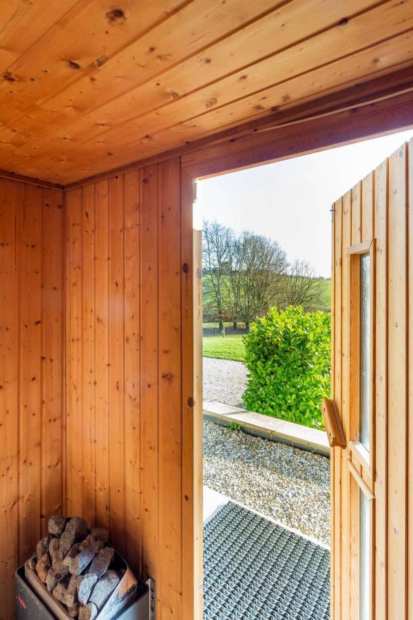 The Retreat, Sauna & Hot Tub, Charming & Cosy Gem Blandford Forum Extérieur photo