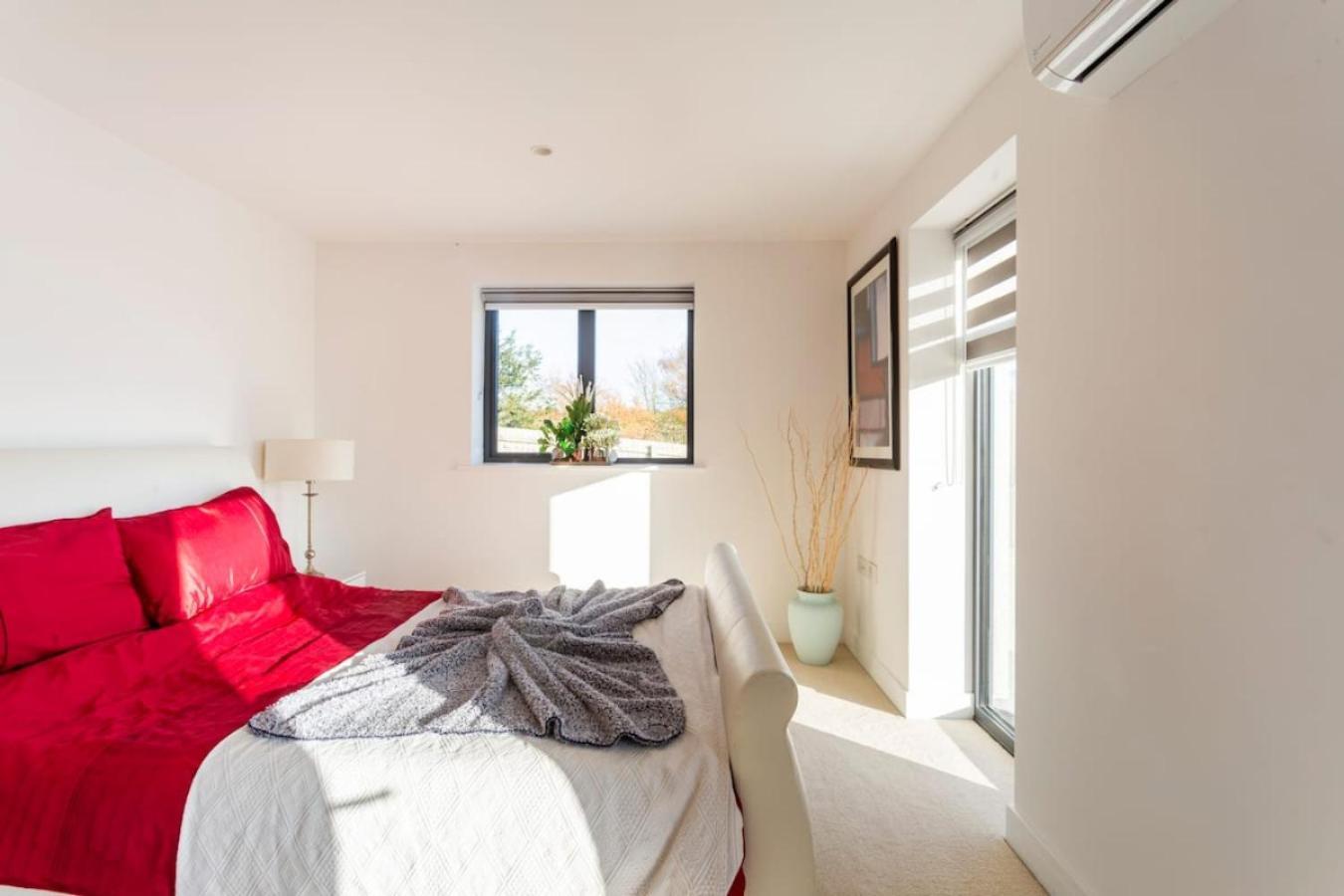 The Retreat, Sauna & Hot Tub, Charming & Cosy Gem Blandford Forum Extérieur photo